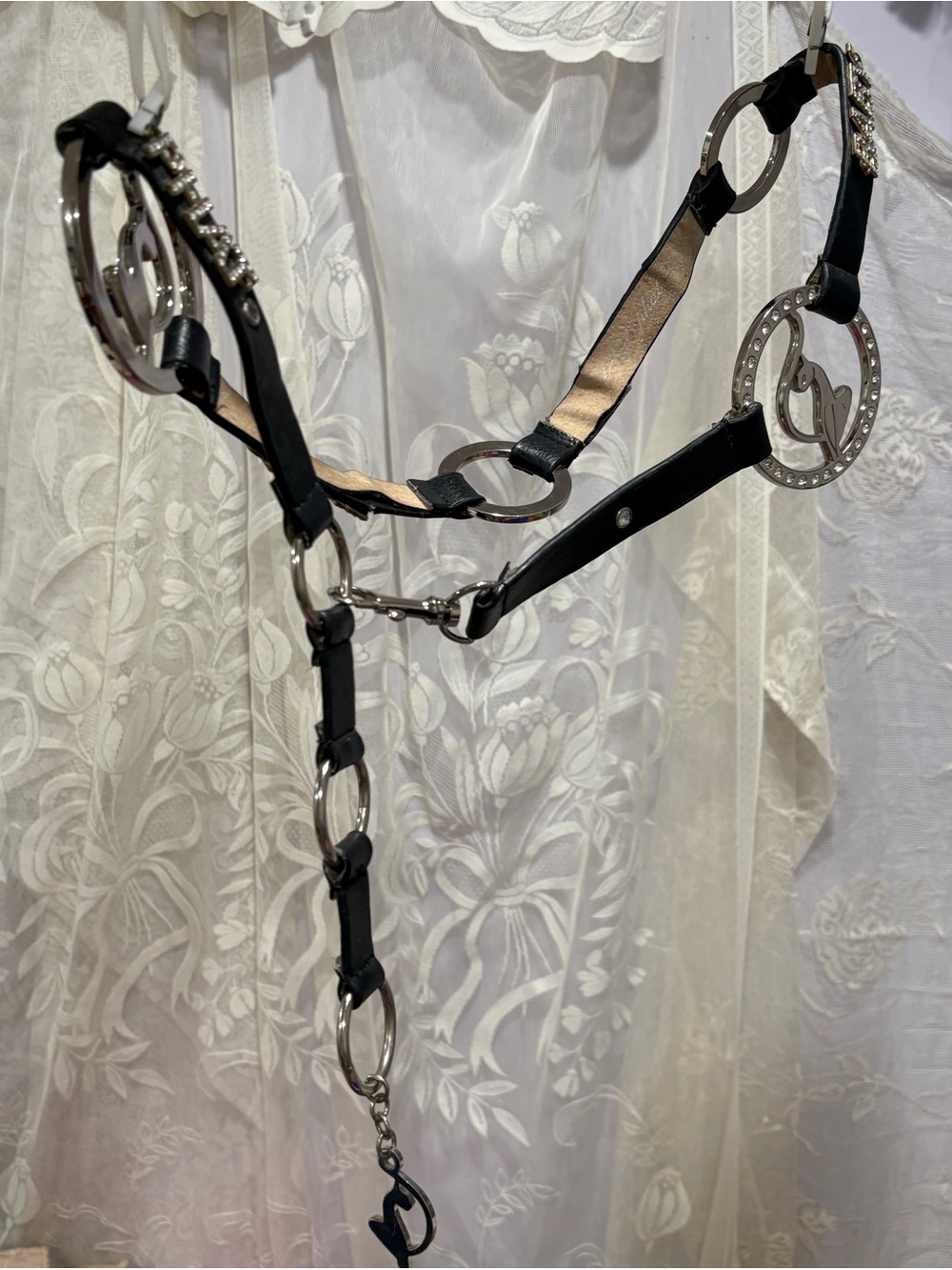 Y2K McBling glam girly baby phat rhinestone O ring belt - Picture 4 of 6